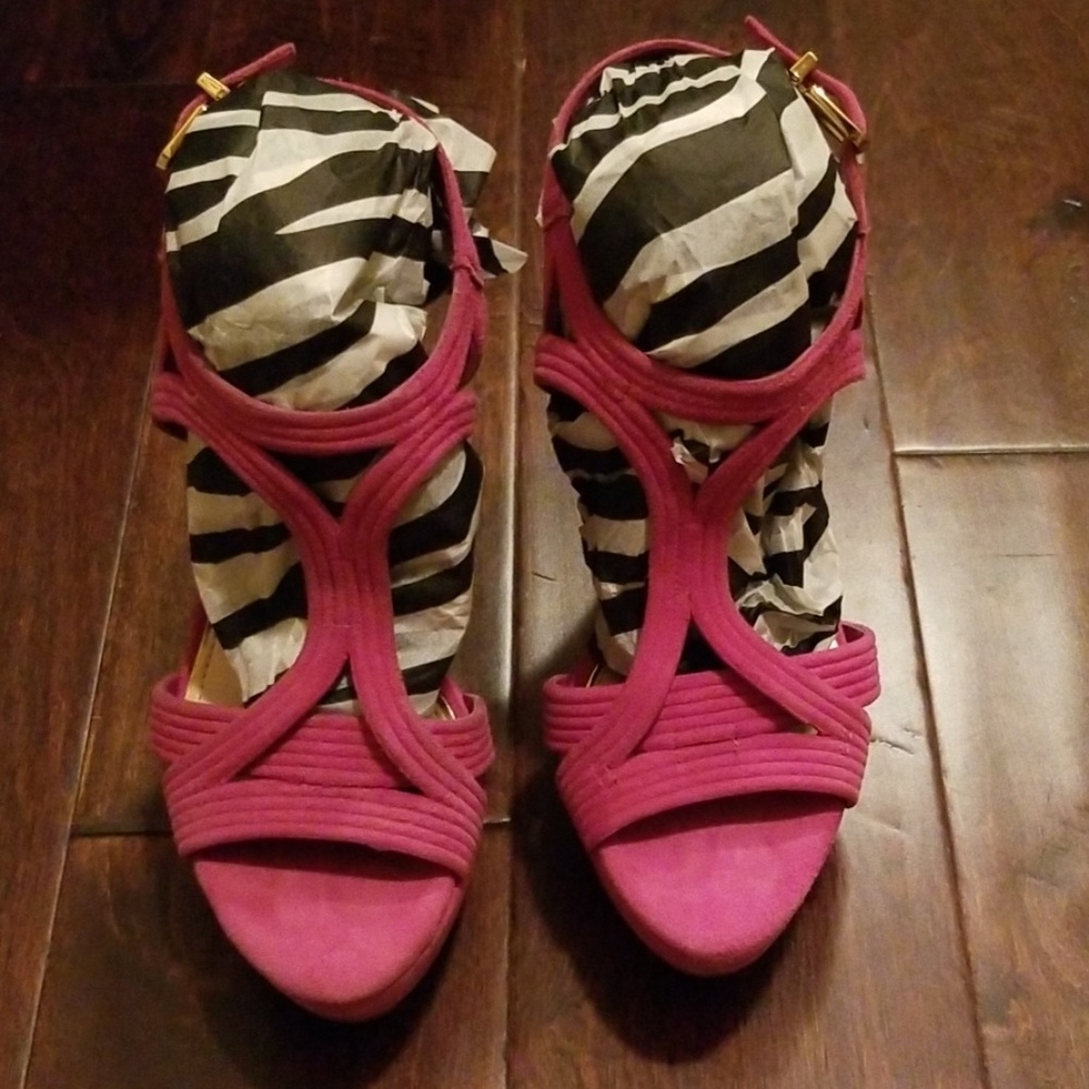 Hot pink 6" heels